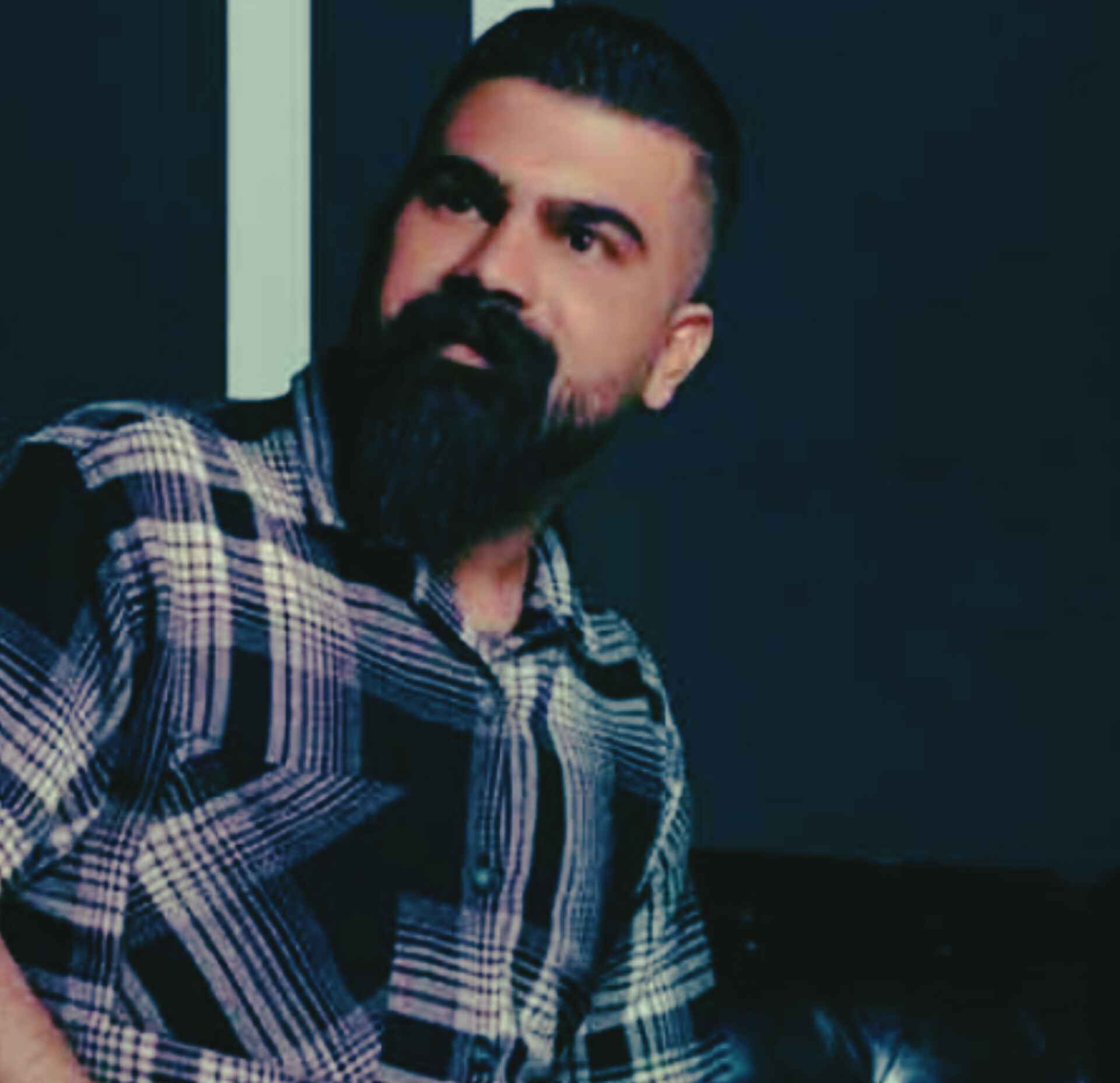آهنگ جدید فرهاد جهانگیری نگفتی بعد تو چی میاد سرم